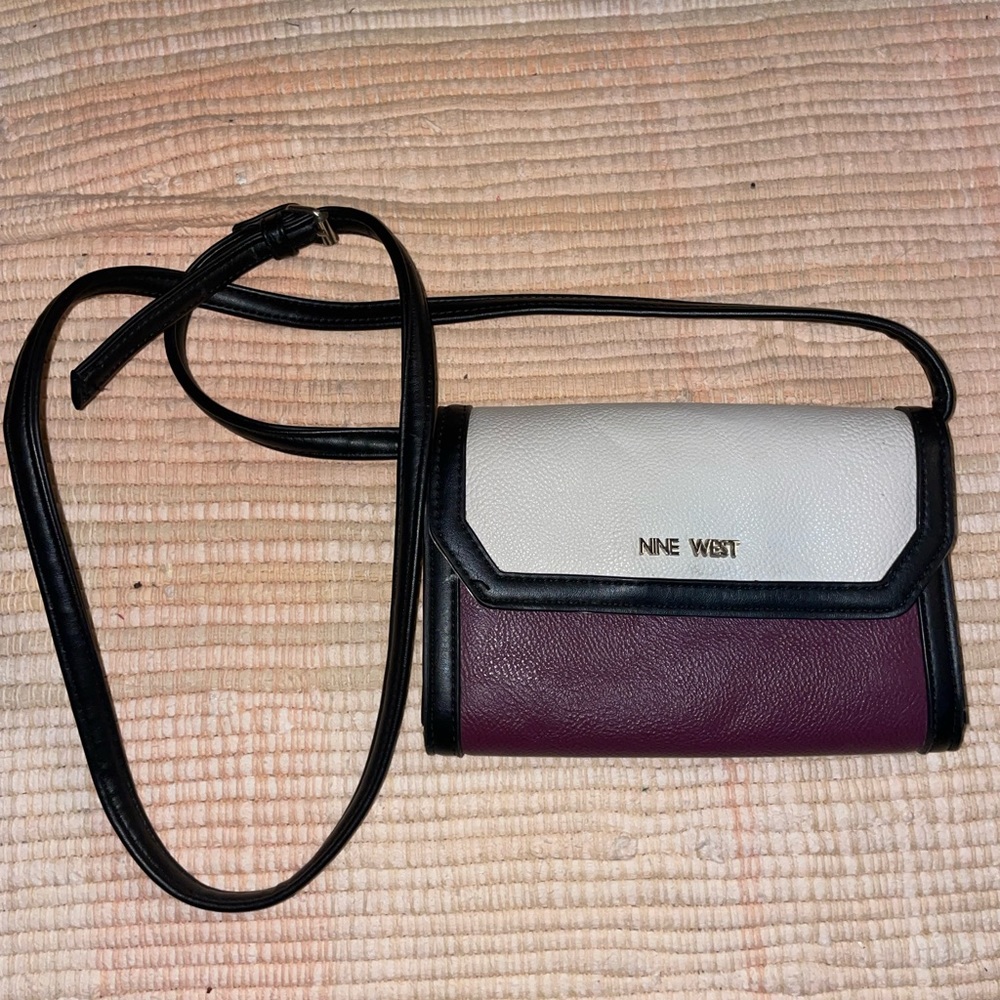 nine west purse